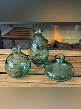 Green Glass Mini 3 Piece Collection-Easy, Lasting Accent Décor, Neutral, Blended